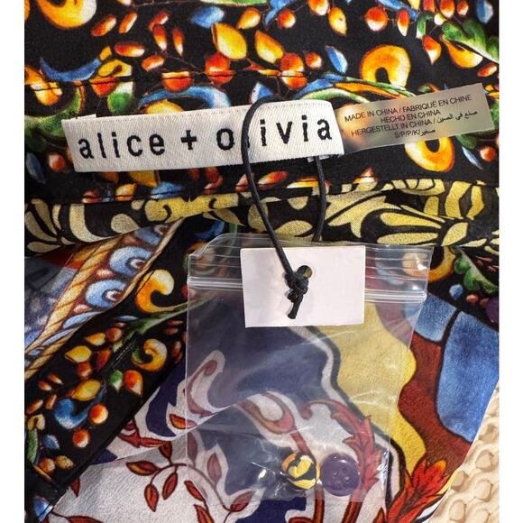 Alice + Olivia Willa Placket Top Size Small - Picture 10 of 15